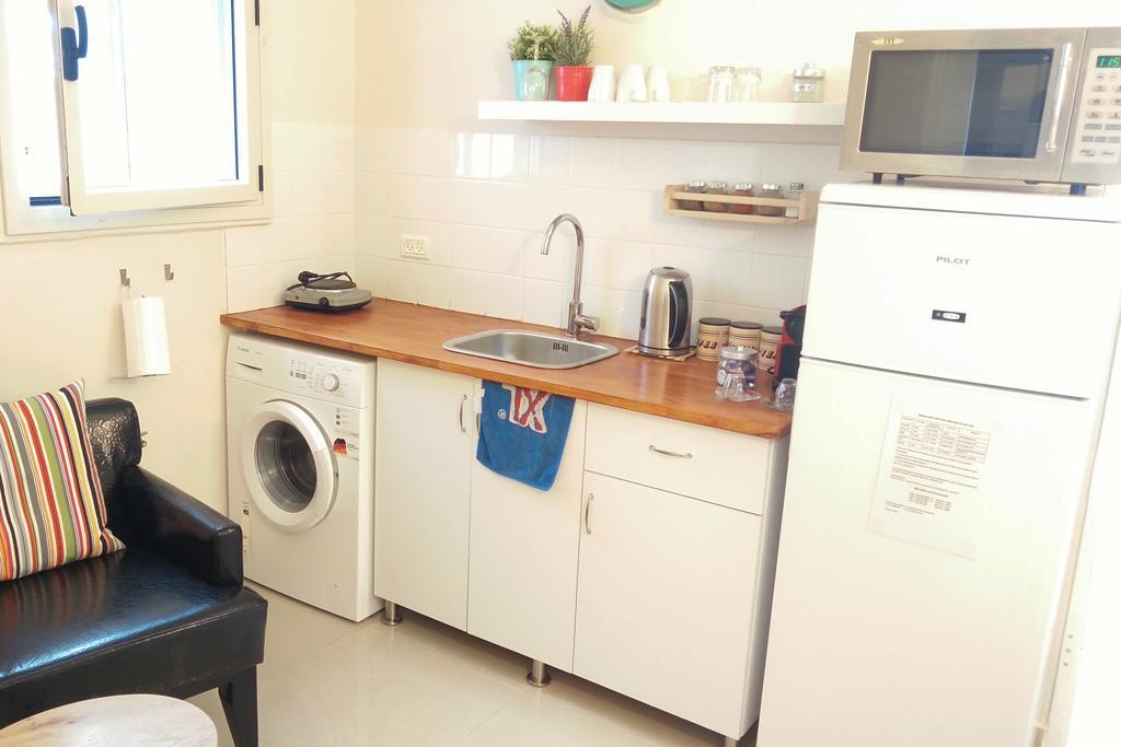 Casa De Aharon Apartments Haifa Bagian luar foto