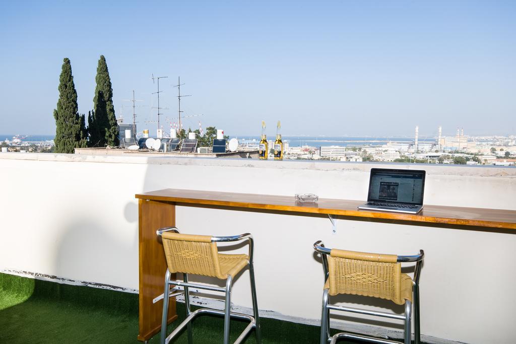 Casa De Aharon Apartments Haifa Bagian luar foto