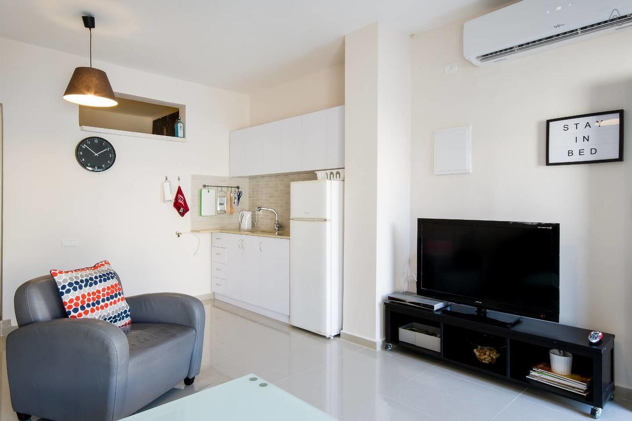 Casa De Aharon Apartments Haifa Bagian luar foto