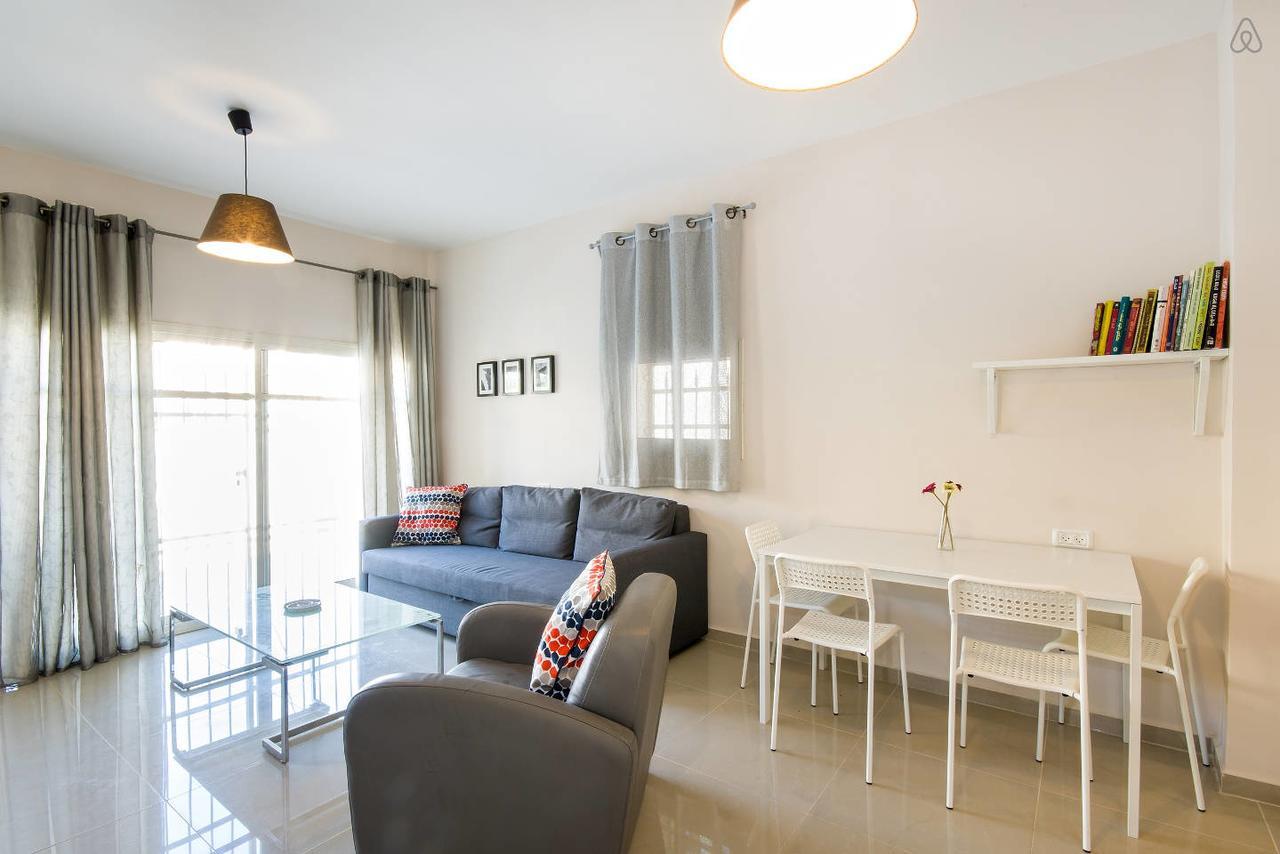 Casa De Aharon Apartments Haifa Bagian luar foto